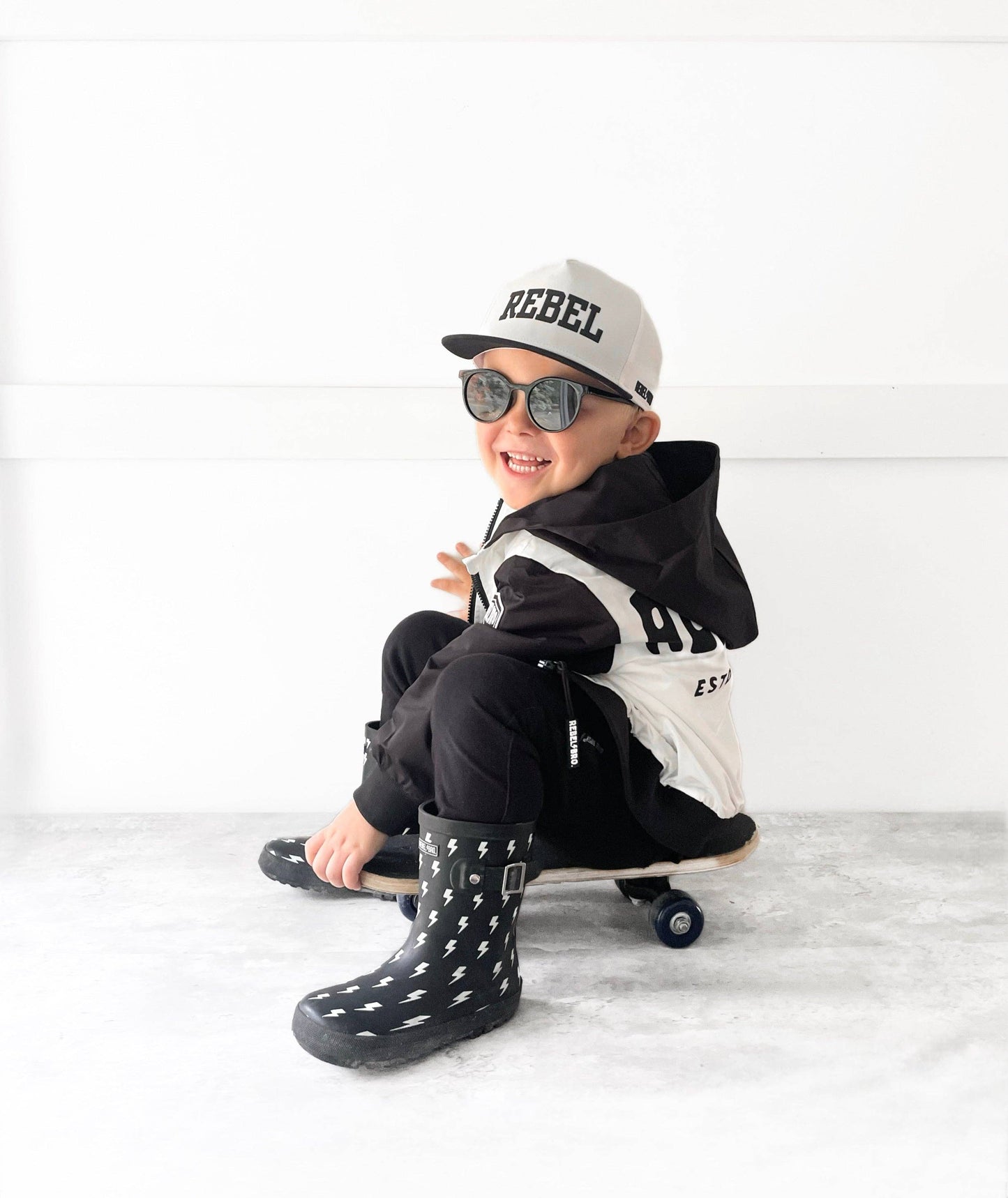 Holstyn Midi Boot in Jagger: Jagger